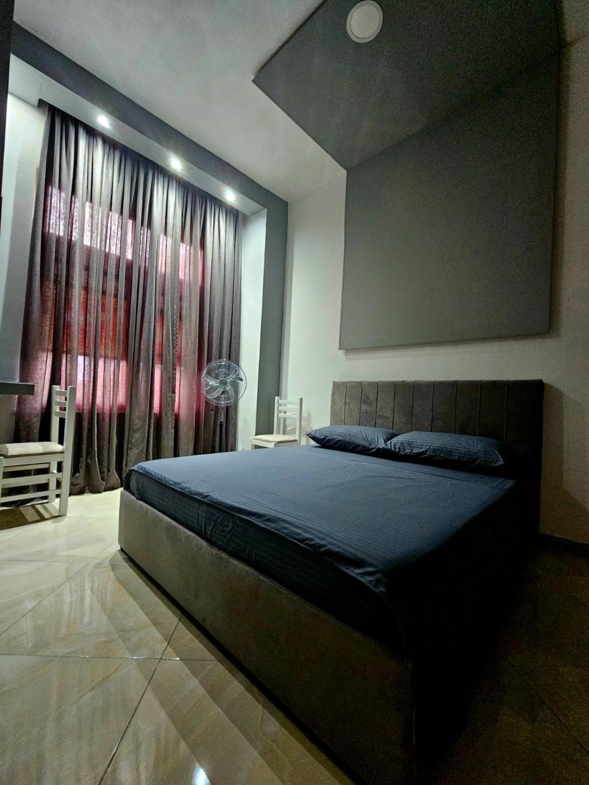 Vela Apartment Durrës Esterno foto